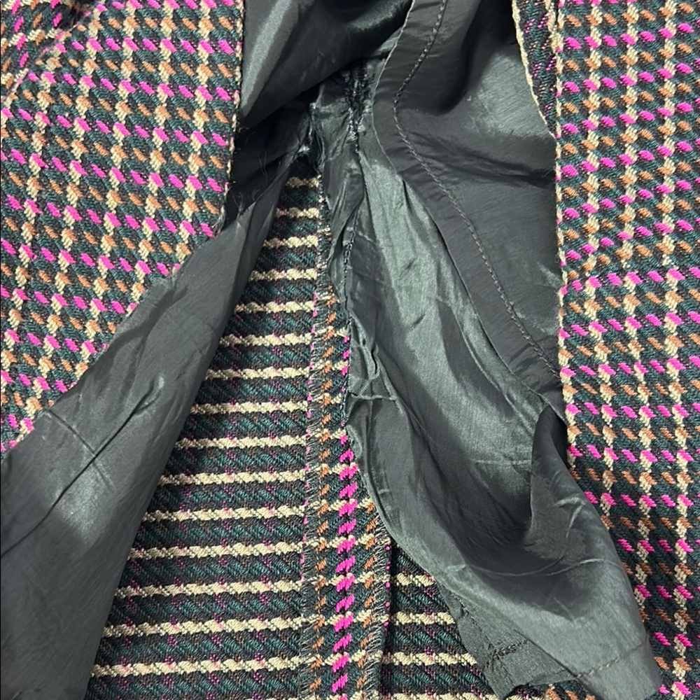 Cinque Stylish Pink and Black Houndstooth Skirt - Picture 8 of 12